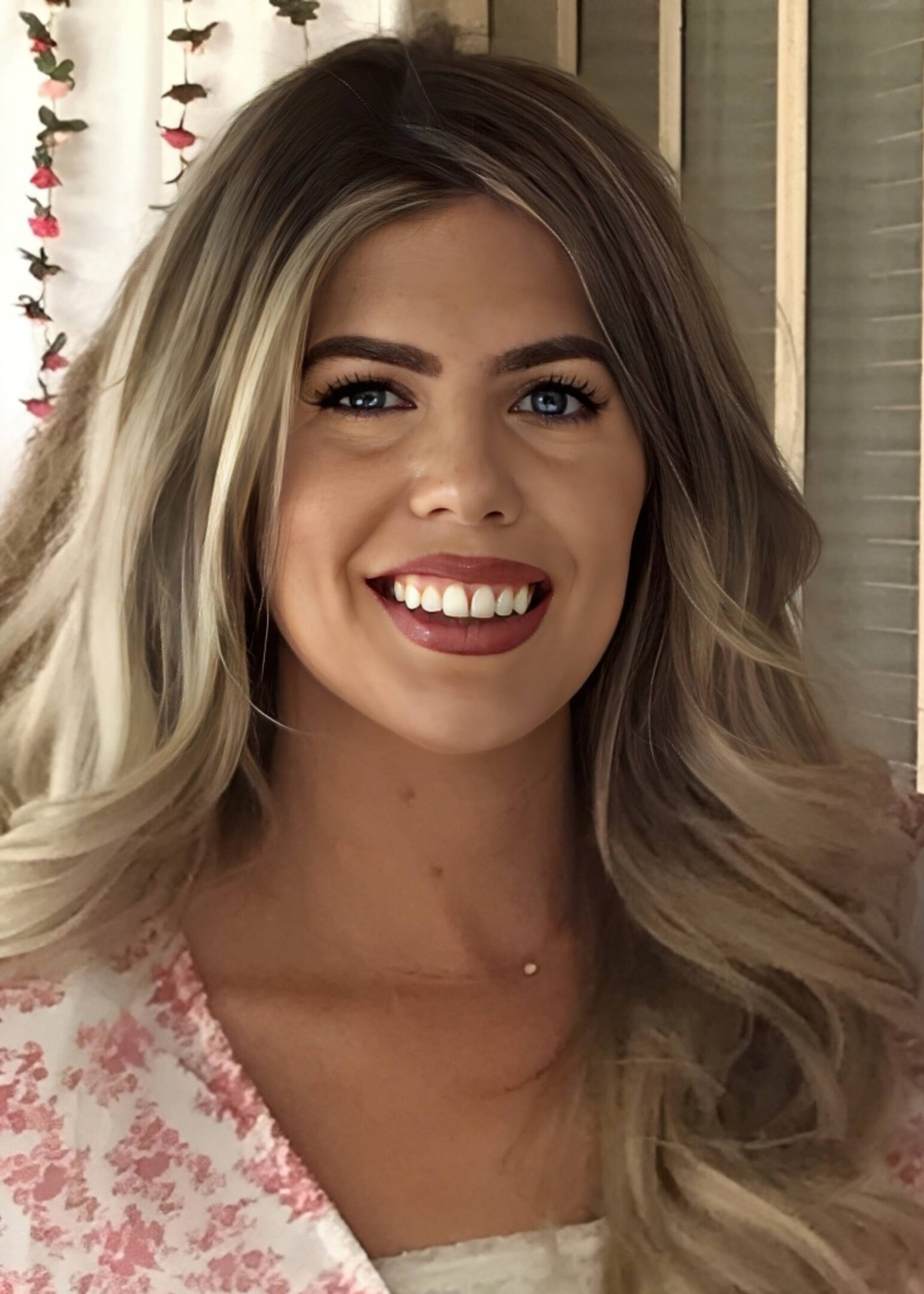 Kelly Delgado, EIS